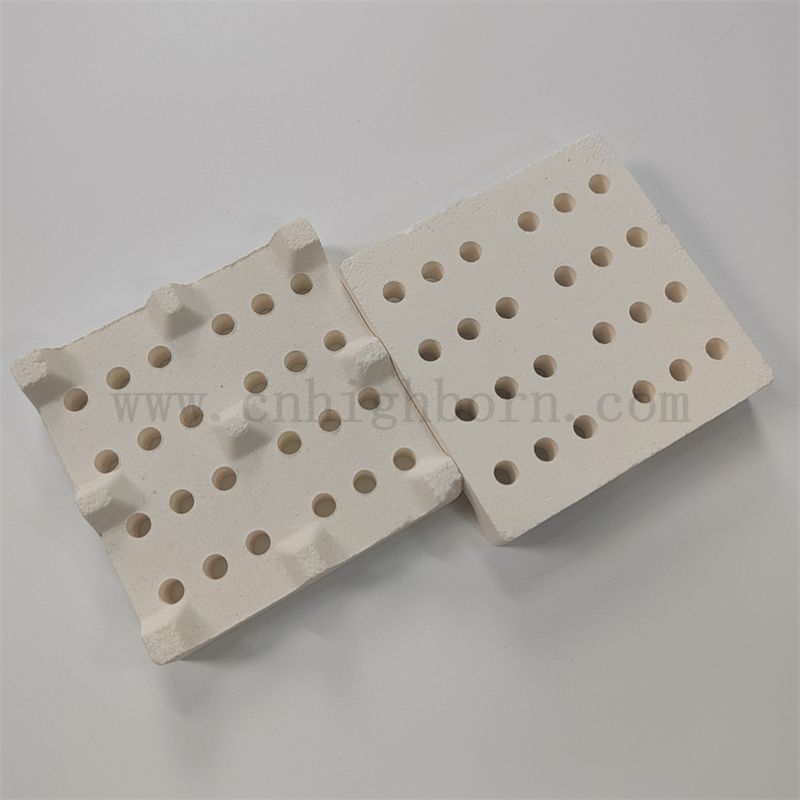 Refraktär unregelmäßig Cordierit Keramik -Blockisator -Verschleiß resistente Mullitenfuranzplatte