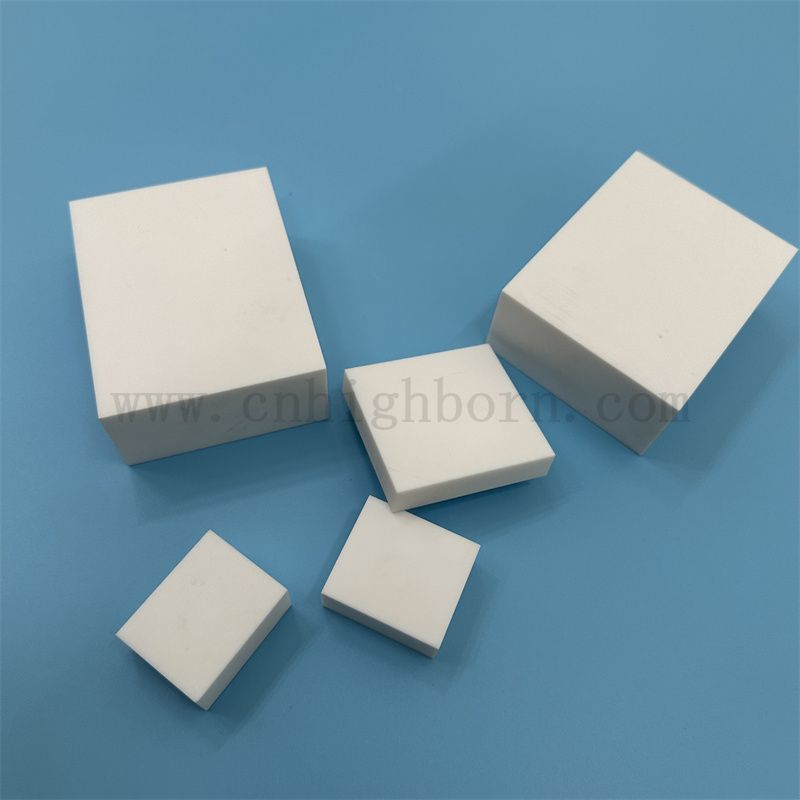 Customized Messable Glass Ceramic Board niedriger Dichte Isolator Macor Plate