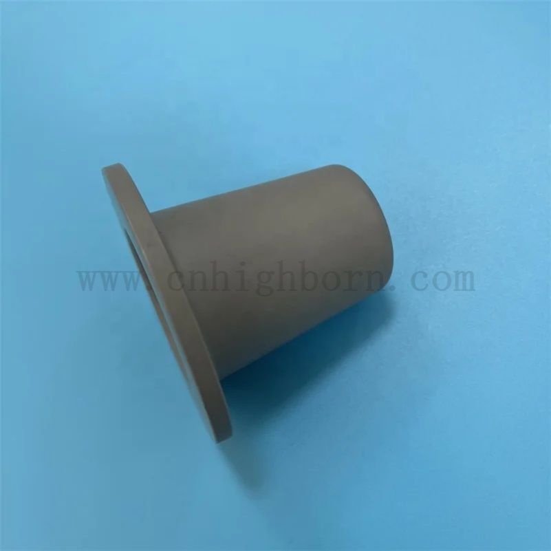 Kundenspezifisches unregelmäßiges Buchsenrohr aus Siliziumkarbid mit gesintertem SiC-Keramikteil/Rohr mit Flanschreaktion