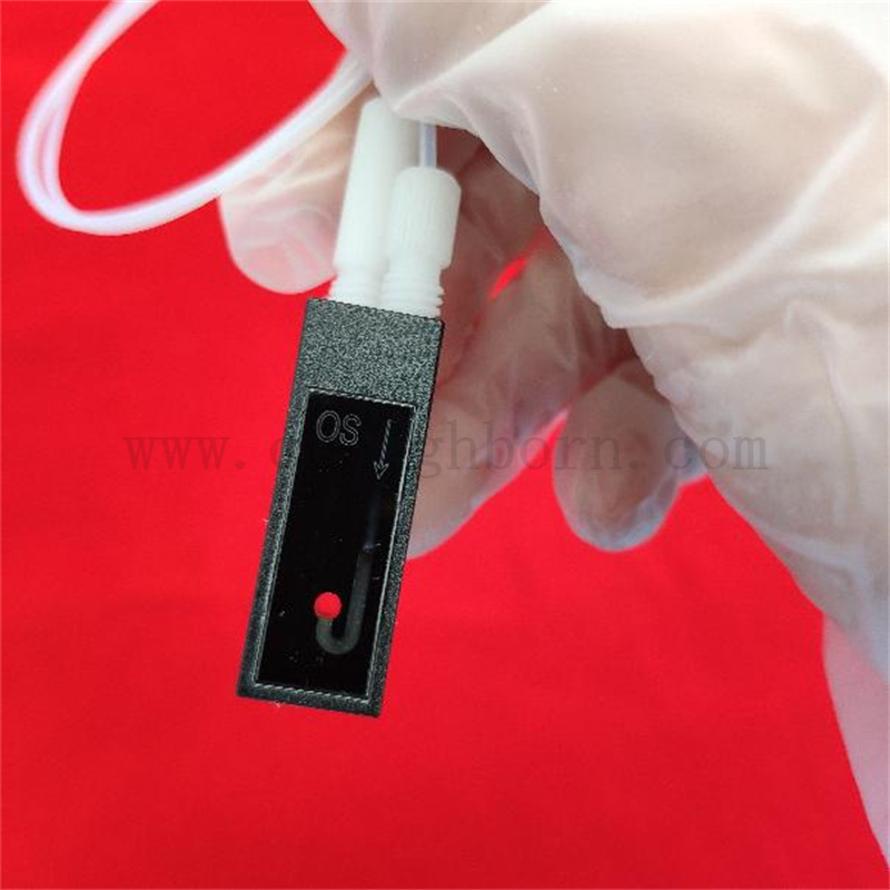 Q624 Standard -Mikroquarzglaskluvette 10 -mm -Pfadlänge Schwarze Wand Vermeiden Sie eine leichte Selbstmaskierung kontinuierlicher Durchflusszelle 