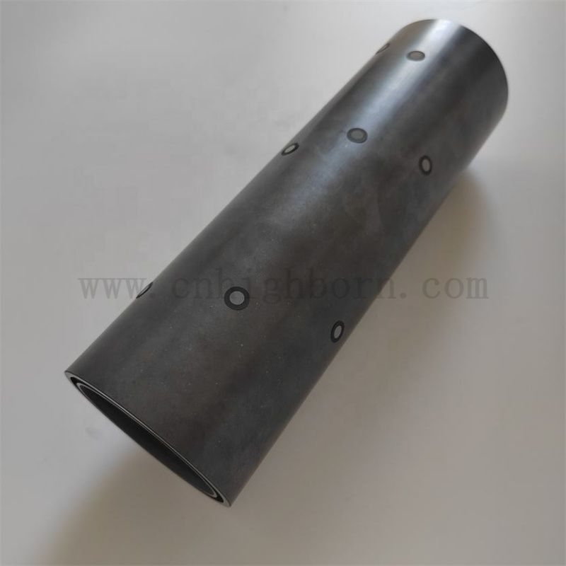 Customisierte hochtemperaturbeständige Siliziumkarbid -Keramik -Rohr -Staubzubehör für Industrieofen