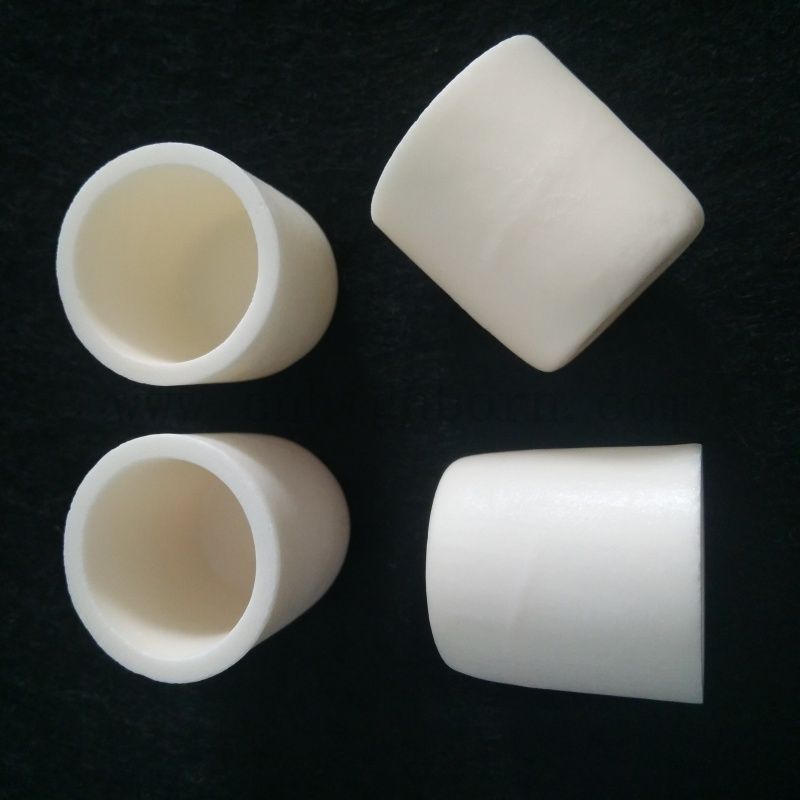 Industriekeramik vs. Industriekeramik Traditionelle Metalle: Ein Vergleich