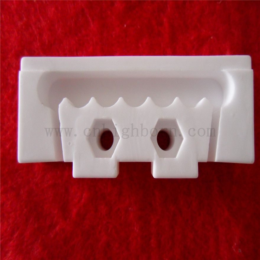Customized 95%AL2O3 Alumina Elektrische Isolationsblockkeramik -Teil