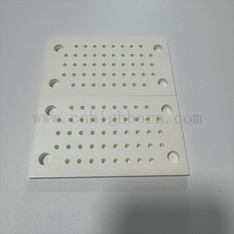 Wärme Stabilität Wärme Leitfähigkeit kubisch weiße Bornitridplatine BN -Platte mit Loch