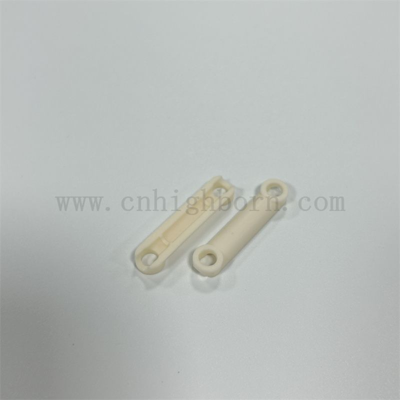 Verschleiß resistent 95% 99% Bearbeitung Al2O3 Struktur Teil Aluminiumoxid -Keramikkomponenten