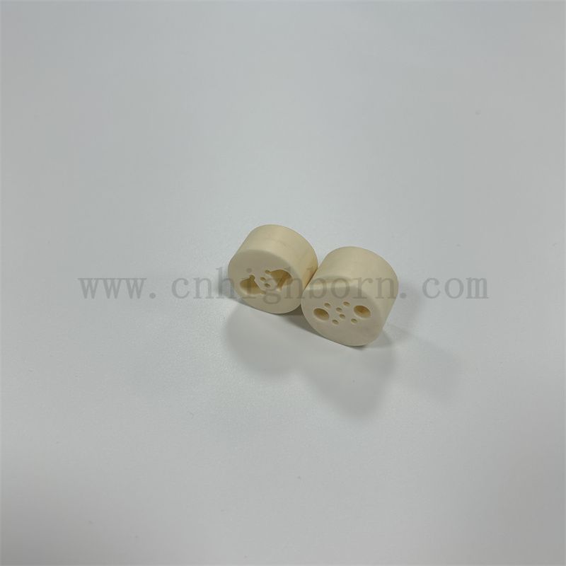 Customized Block Alumina Stanze Teil 99 AL2O3 Keramikblock