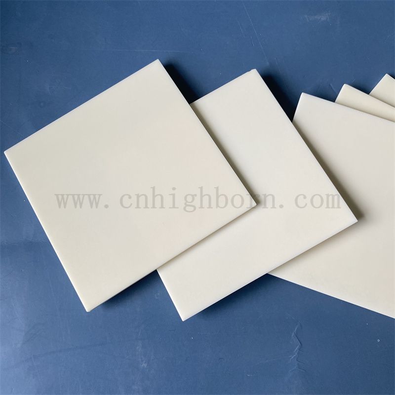 Polierte 99% AL2O3 Keramik -Isolierungsplatte Alumina Blechhalter
