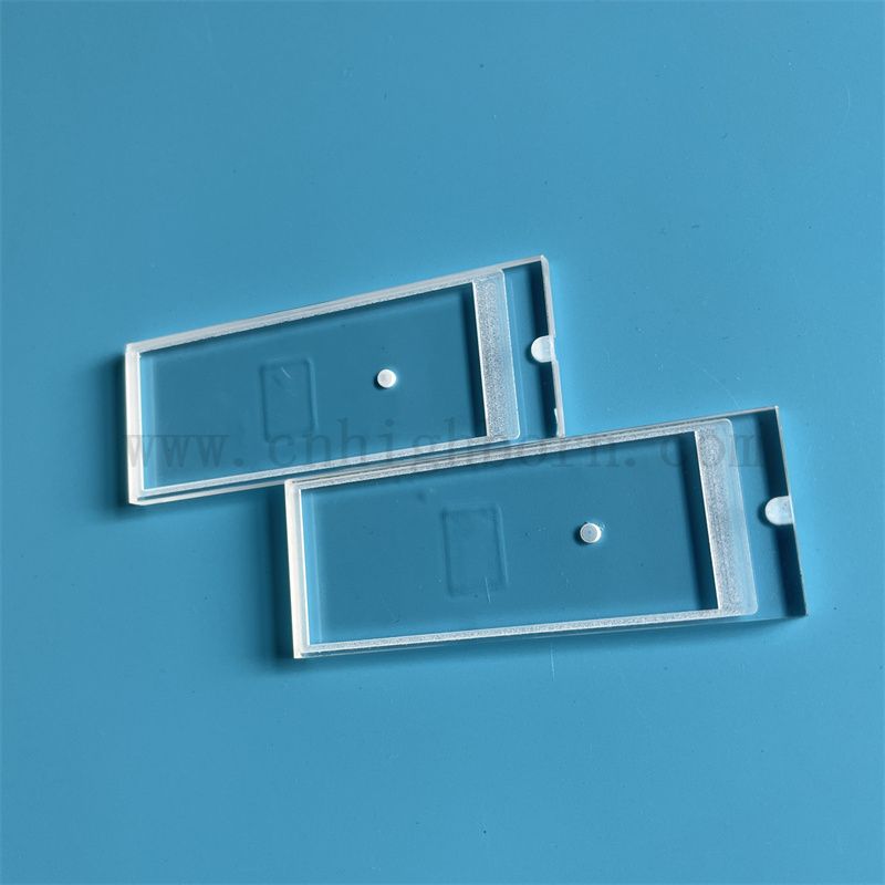 Tiefe verarbeitende rechteckige klare Quarzglasplatte mit Laserbohrung