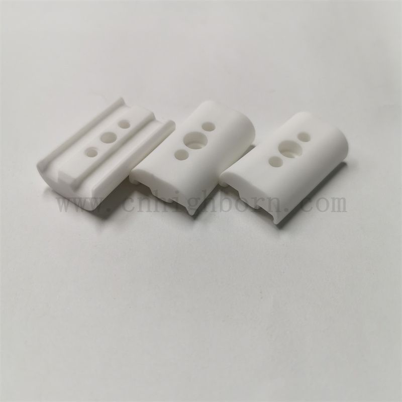 Maßgeschneiderte 95 % Al2o3-isolierende Keramikkomponenten aus Aluminiumoxid