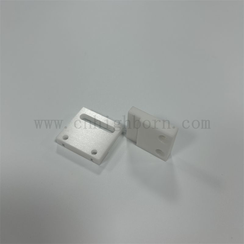 Unregelmäßige Plattenisolator von Oberflächenpolierzirkonia yttrium stabilisiertes ZRO2 -Keramikscheibe