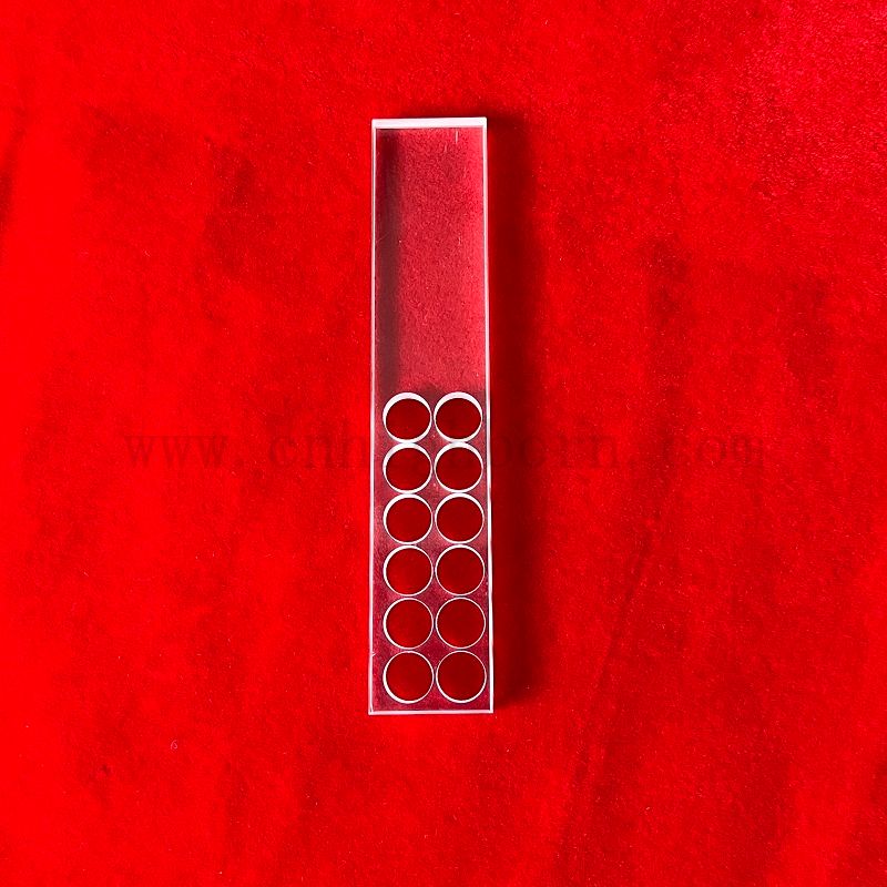 Fused Silica Perforated Quarz -Rekatangle -Platte mit Loch