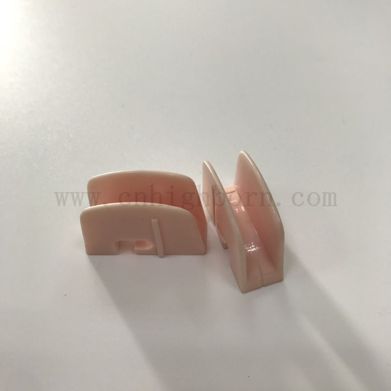 Angepasste Alumina -Stanze Teil 99 AL2O3 Textilkeramikblock