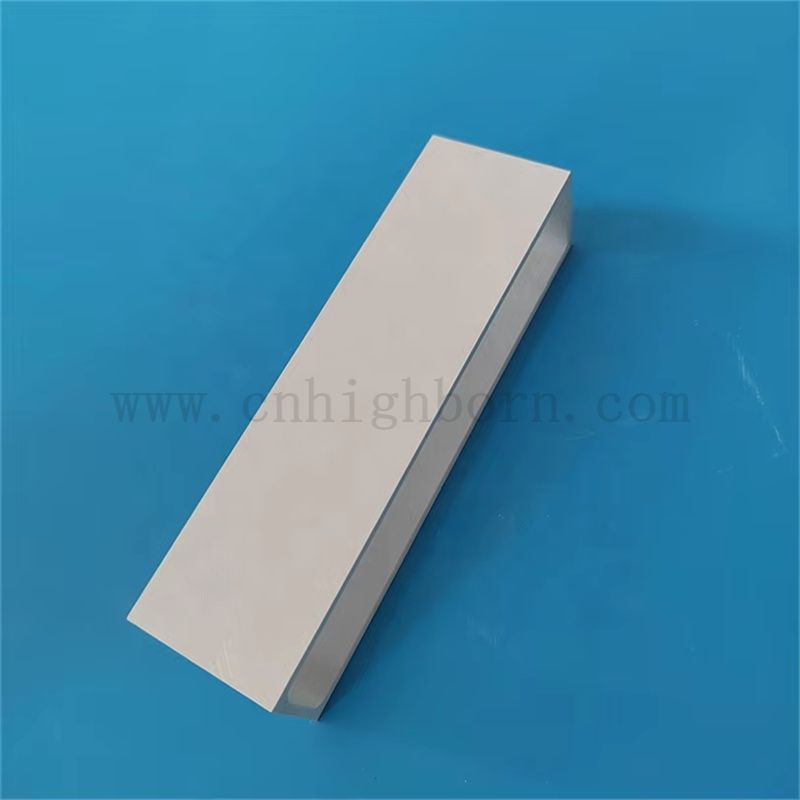 Hochreinheit 99% Bn Crucible Bor Nitrid Ceramic Rechteck schmelzen Contanier