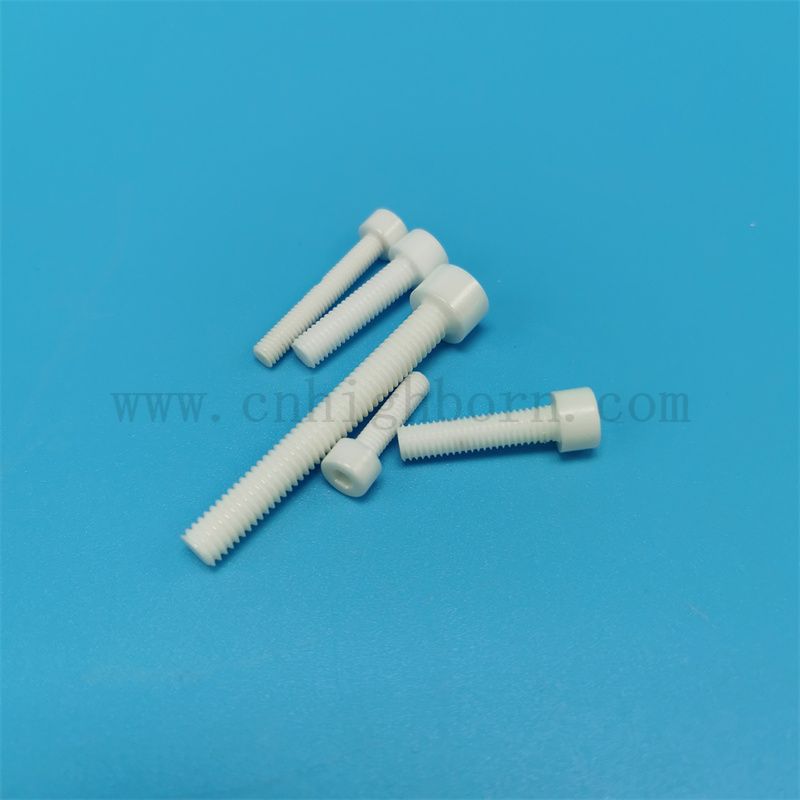 Angepasst 95% 99% AL2O3 Alumina Keramikschrauben mit Muttern