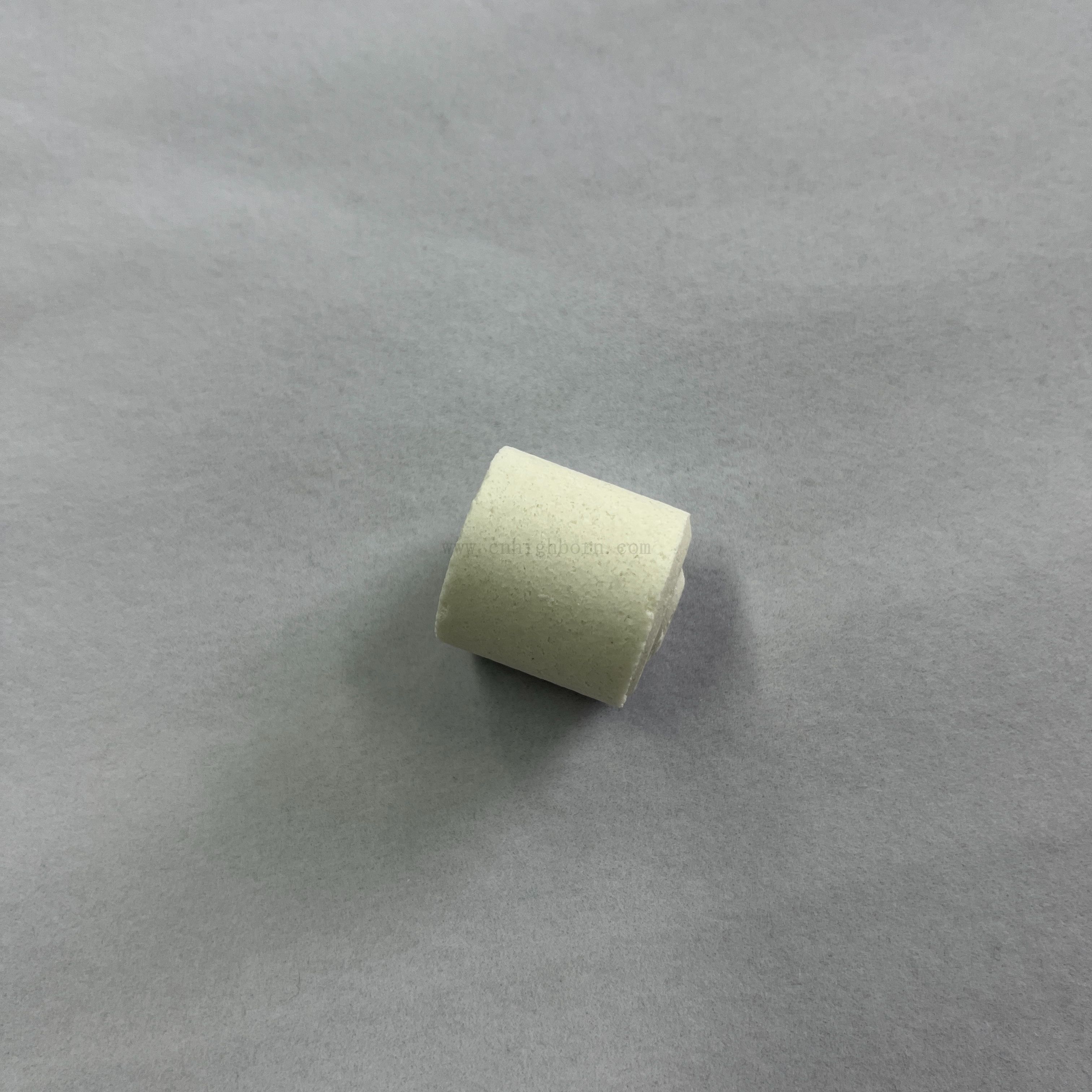 Kohlenstoff-Schwefel-Analysator, Porzellantiegel