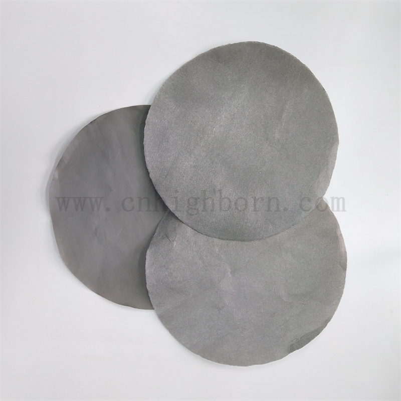 Poröse Filterscheiben aus Edelstahl mit hoher Temperaturbeständigkeit, gesinterter Metallfaserfilz für die chemische Filtration