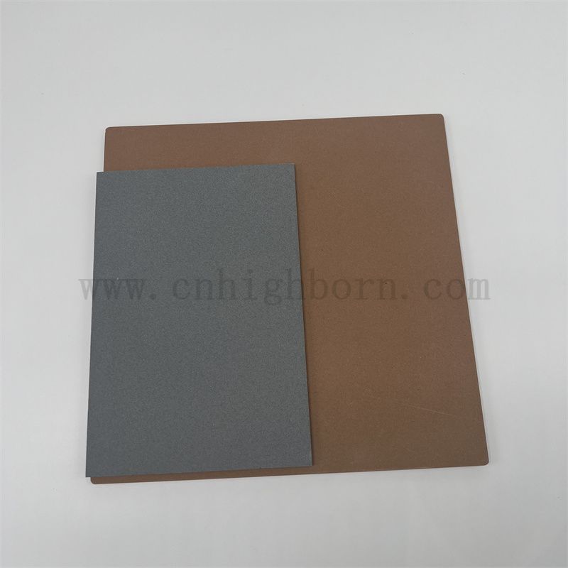 Poröse schwarze Aluminiumoxid -Saugplatte Elektrostatische Adsorption Al2o3 Keramikdiffusor