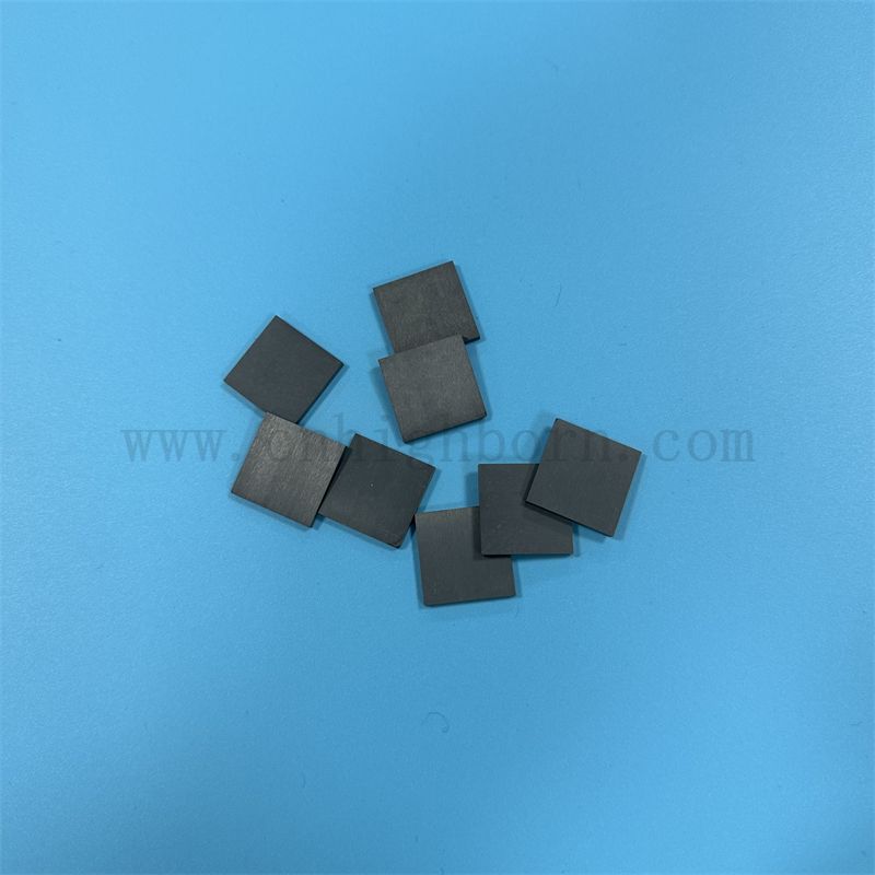 Customisierte schwarze Zirkonia unregelmäßige Tafel -Isolator ZRO2 Keramikplatte