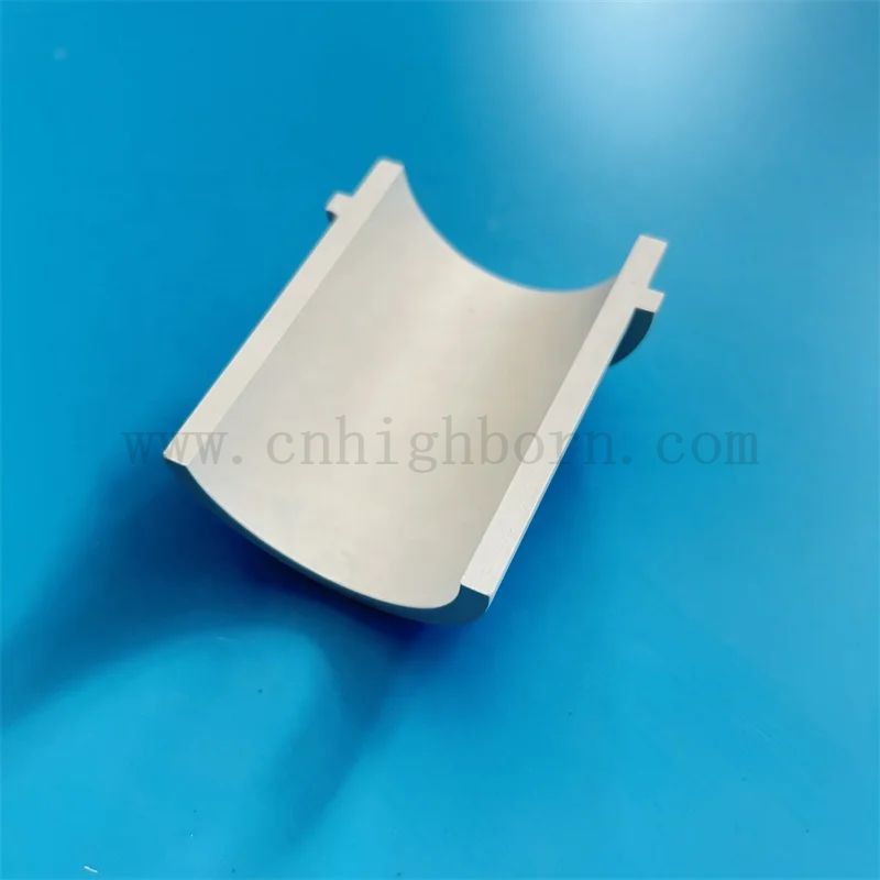 Isolator Bornitrid unregelmäßiger Teil hohe thermische Leitfähigkeit Bn Keramik Halbrohr/Rohr