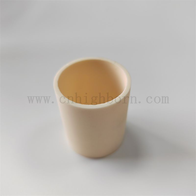 Custom 99% AL2O3 Hochtemperatur Keramikrohr Aluminiumoxidpumpe Hülse