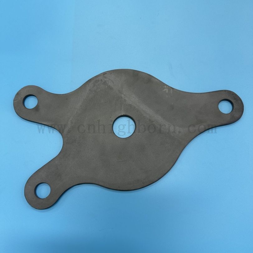 Verschleiß- und temperaturschockbeständige SiC-Siliziumkarbid-Keramik-Fisch-Ofenmöbel-Setterplatte für das Brennen von Keramikplatten/-schalen