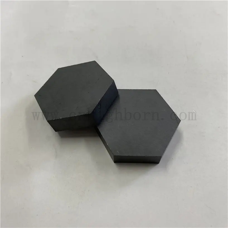 Customisierte Hexagon Bor Carbid Keramikkugel mit B4C -Keramikfliesen