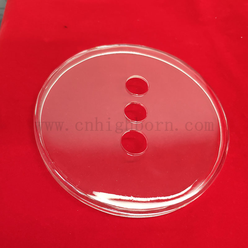 Laserbohrung transparent drei Löcher Quarzglas runde Scheibe