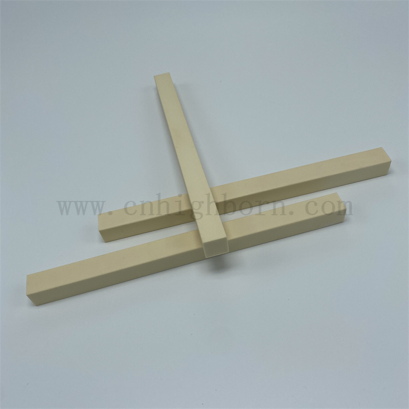 99% Alumina Ceramic Square Rod Customized AL2O3 Stick