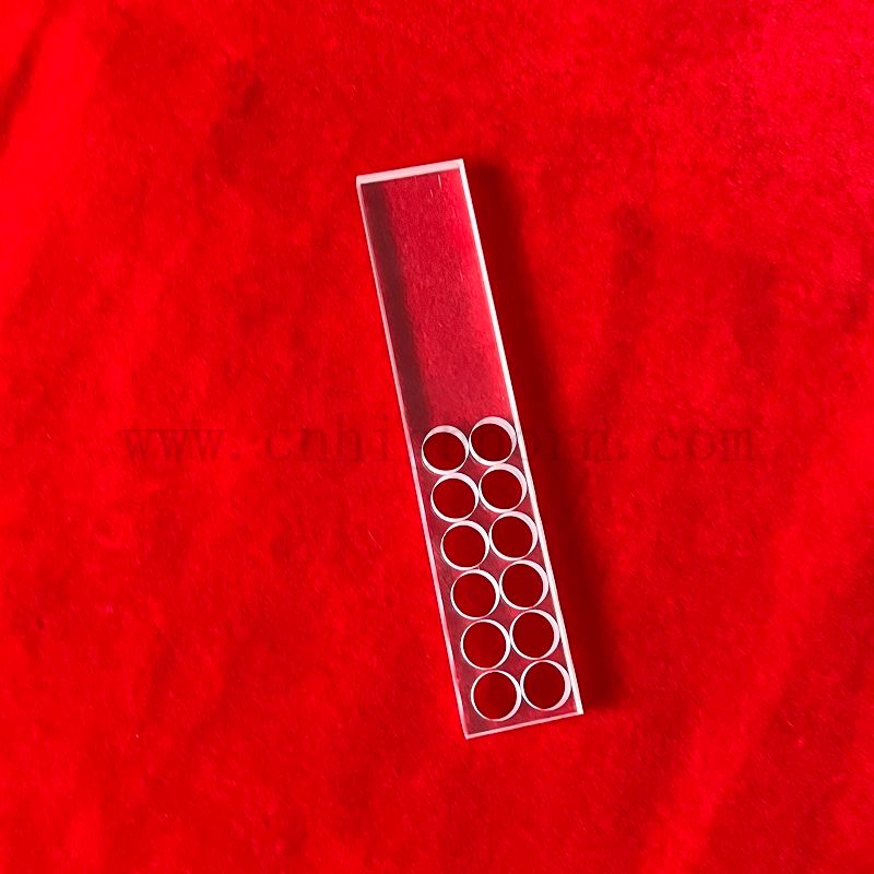 Fused Silica Perforated Quarz -Rekatangle -Platte mit Loch