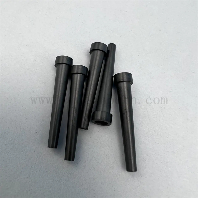 Benutzerdefinierte Hitzeschockresistent Borkarbid -geformte Rohre B4C Keramikdüse