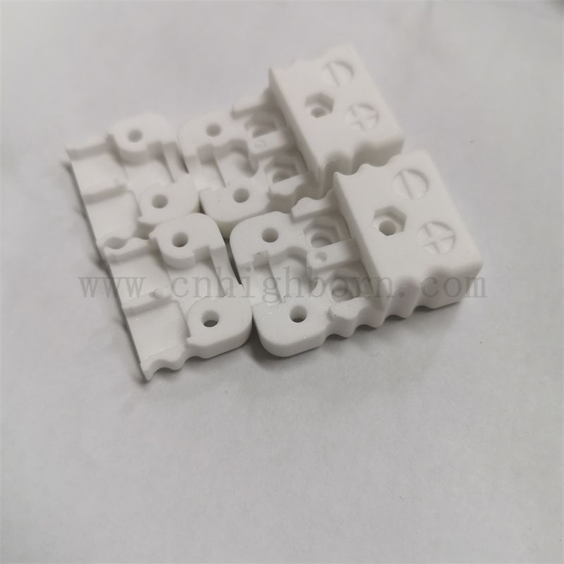 Isolierung 95% Aluminiumoxidkeramikanschlussanschließungsschalter Box