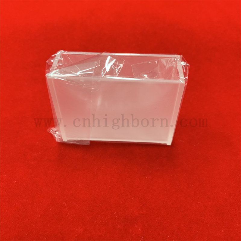 Laborutensilien Große Zelle 28,4 ml transparente Glaskuvetten hoher Präzisionszellenquarzkuvette für Colorimeter