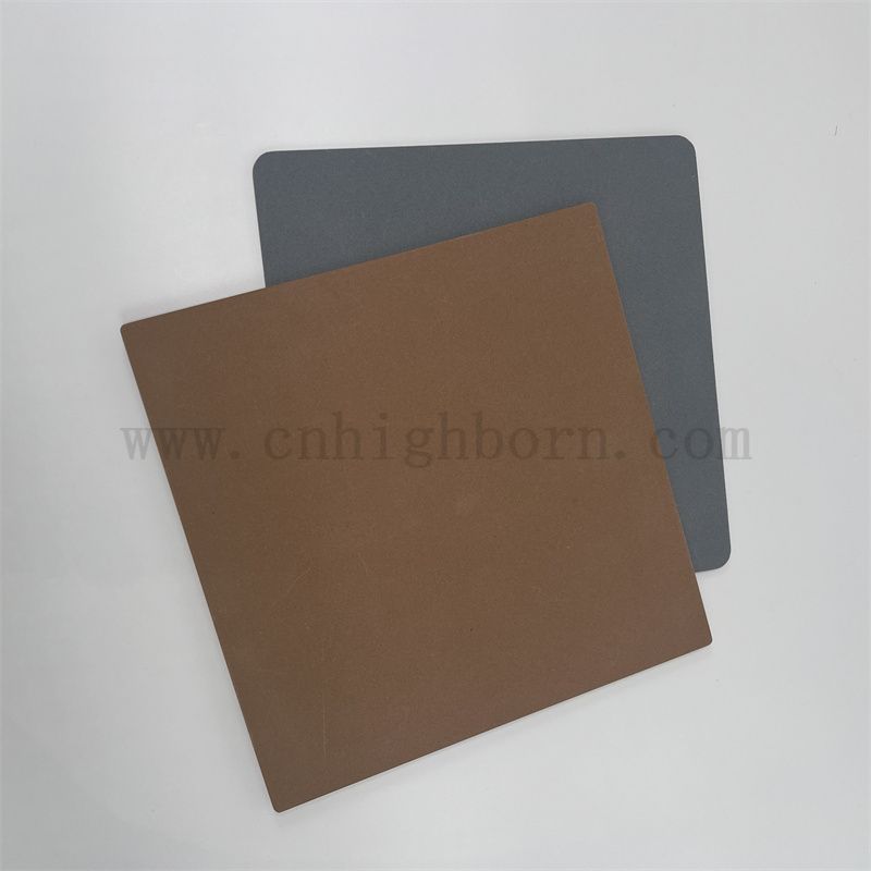 Poröse schwarze Aluminiumoxid -Saugplatte Elektrostatische Adsorption Al2o3 Keramikdiffusor