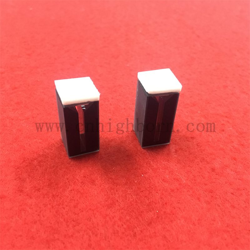 Laborutensilienstandard -Mikrozelle mit schwarzer Wandquarzglaskuvette Fließzelle