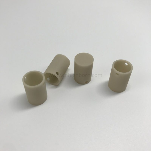 Zylindrischer Keramiktiegel aus Aluminiumnitrid (AlN) mit hoher Wärmeleitfähigkeit